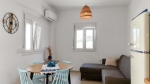 W pełni umeblowany apartament z jedną sypialnią tuż przy piaszczystej plaży w Analipsi